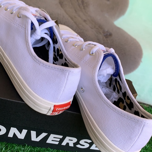 CONVERSE CTAS DAINTY OX WHITE/ WMNS - Picture 14 of 16